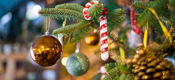 When did hanukkah start year