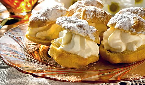 National Cream Puff Day