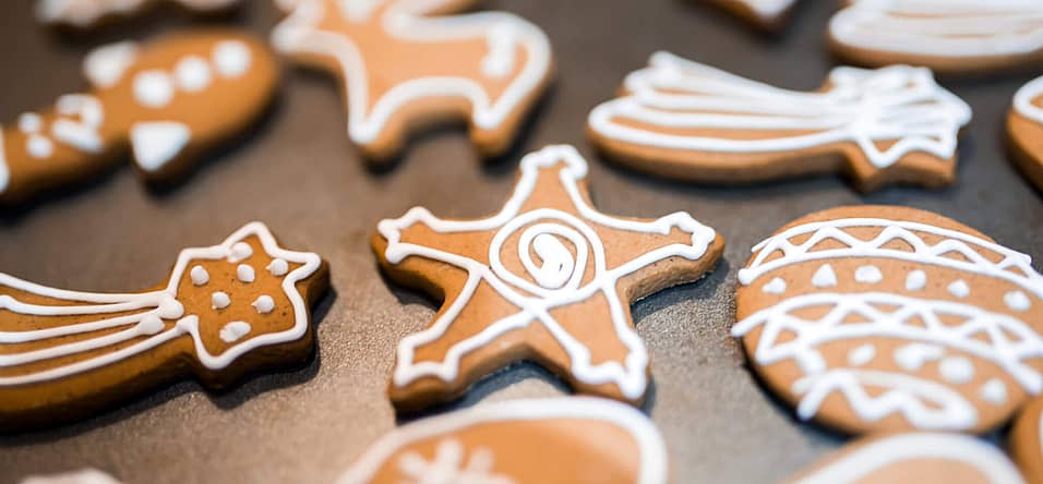 National Gingerbread Cookie Day