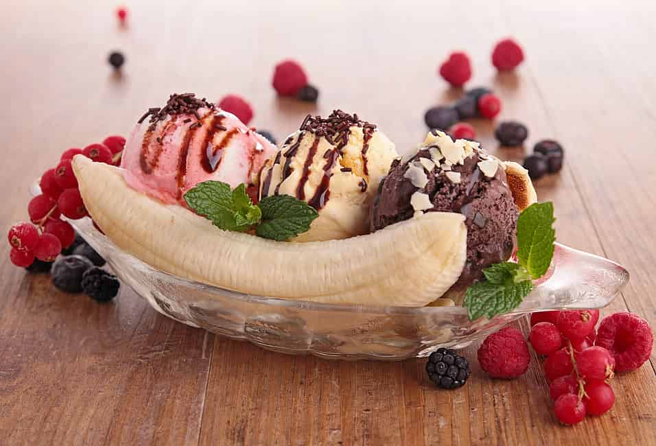 Banana Split Recipe - Culinary Hill