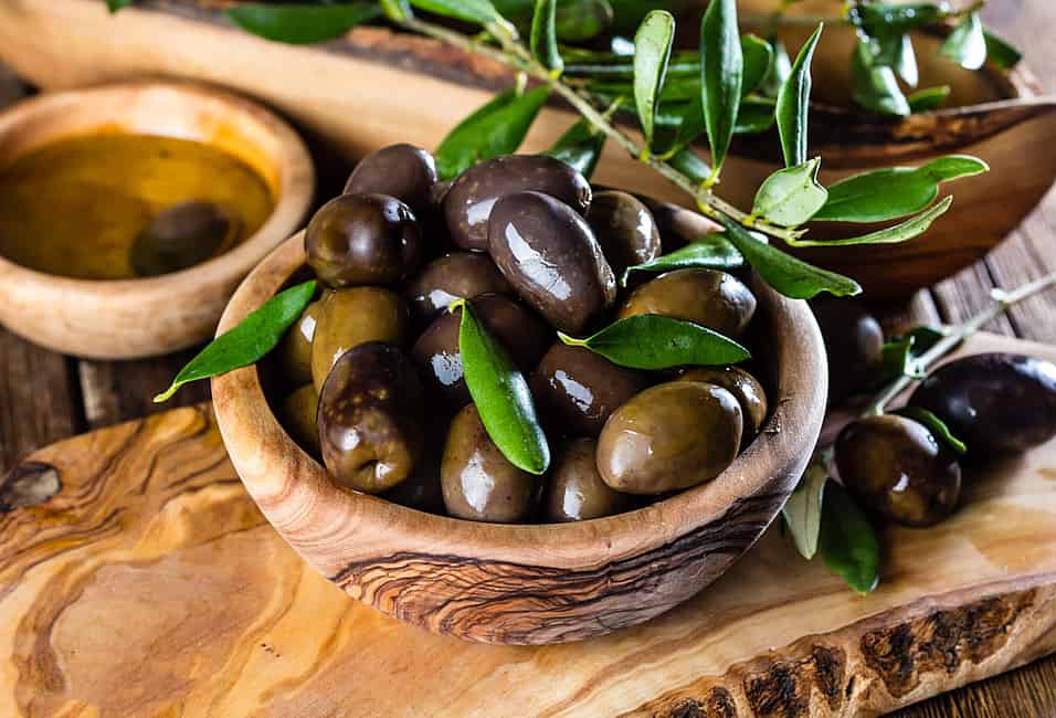 8 unbelievable health benefits Olives are loaded with​, olive 