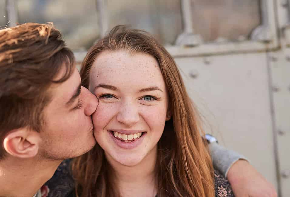 National Kissing Day: How to go in for the first kiss