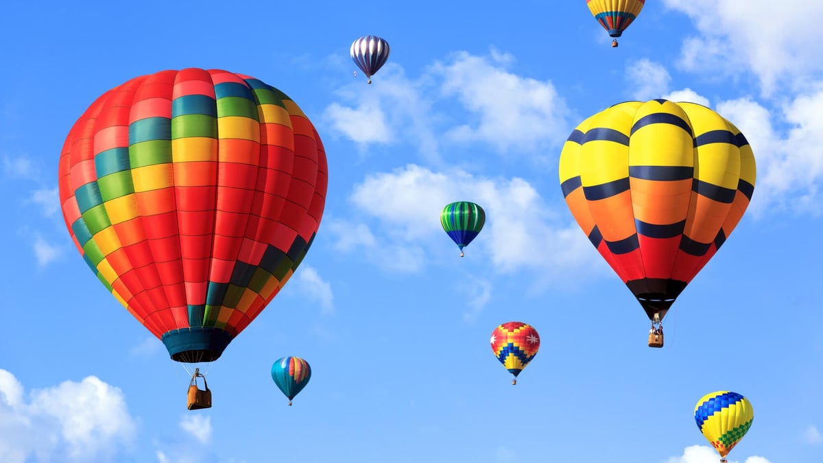 Hot Air Balloon Day (June 5th) – Days Of The Year
