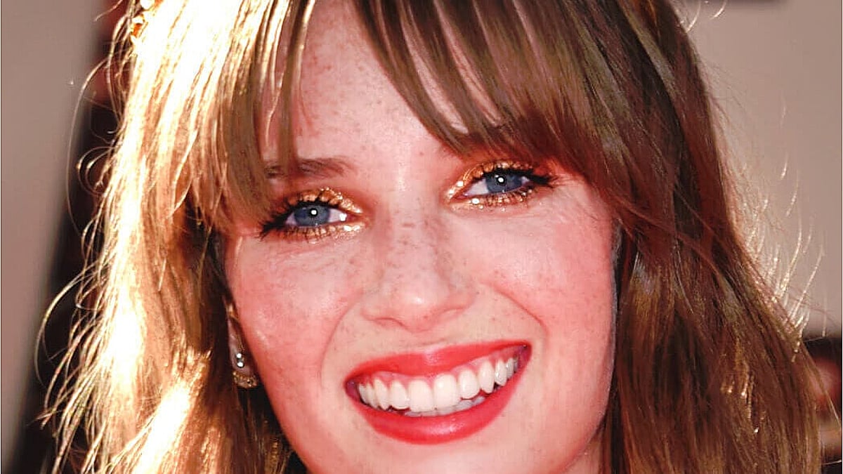 Maya Hawke’s birthday (Jul 8th, 1998) | Days Of The Year