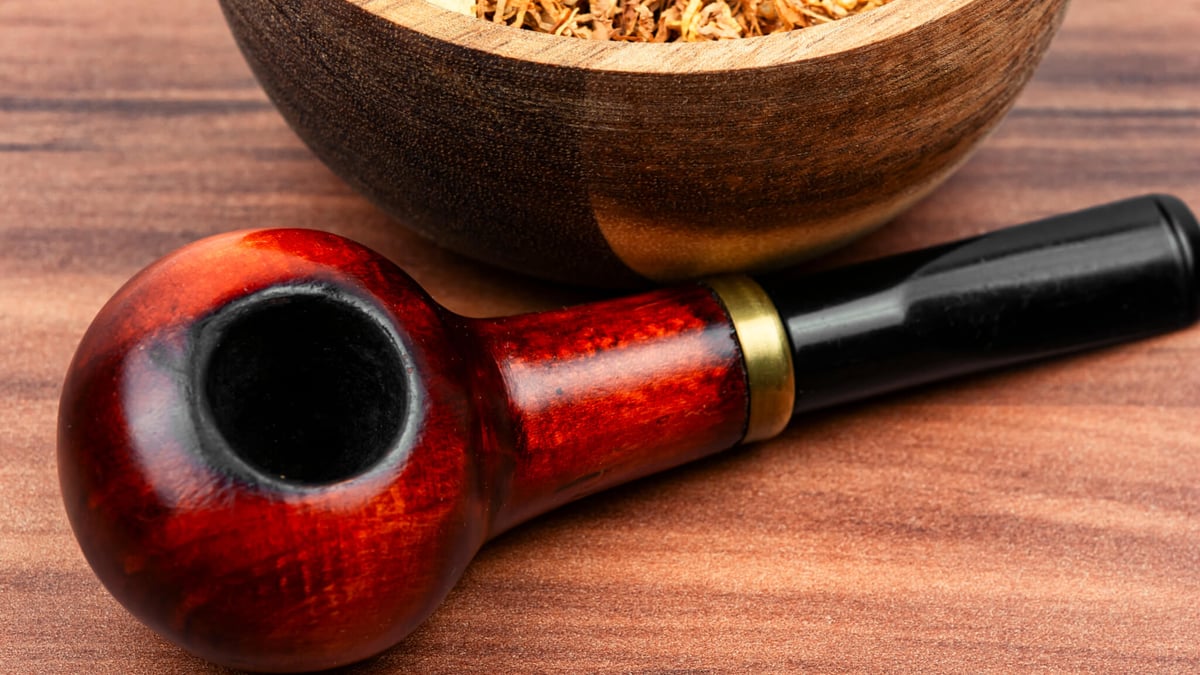 is pipe tobacco safer than cigarettes Cigar, pipe, and smokeless use linked to distinct heart risks The effects of hookah/waterpipe smoking