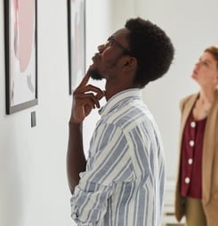 go to an art museum day