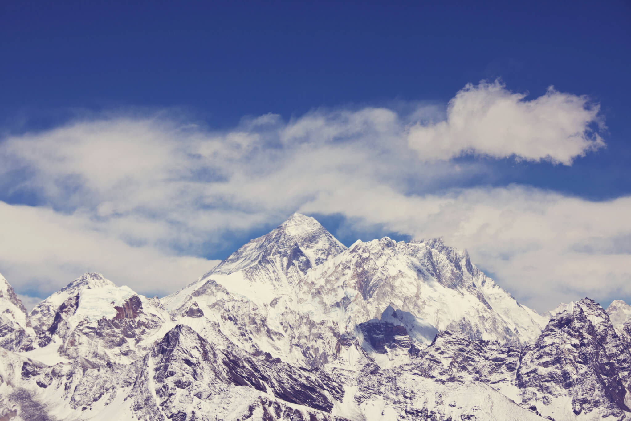 mount_everest_day-scaled.jpg