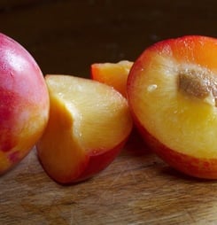 Pluot & Aprium Month