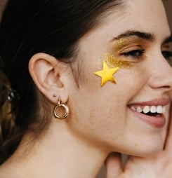 wear a star day